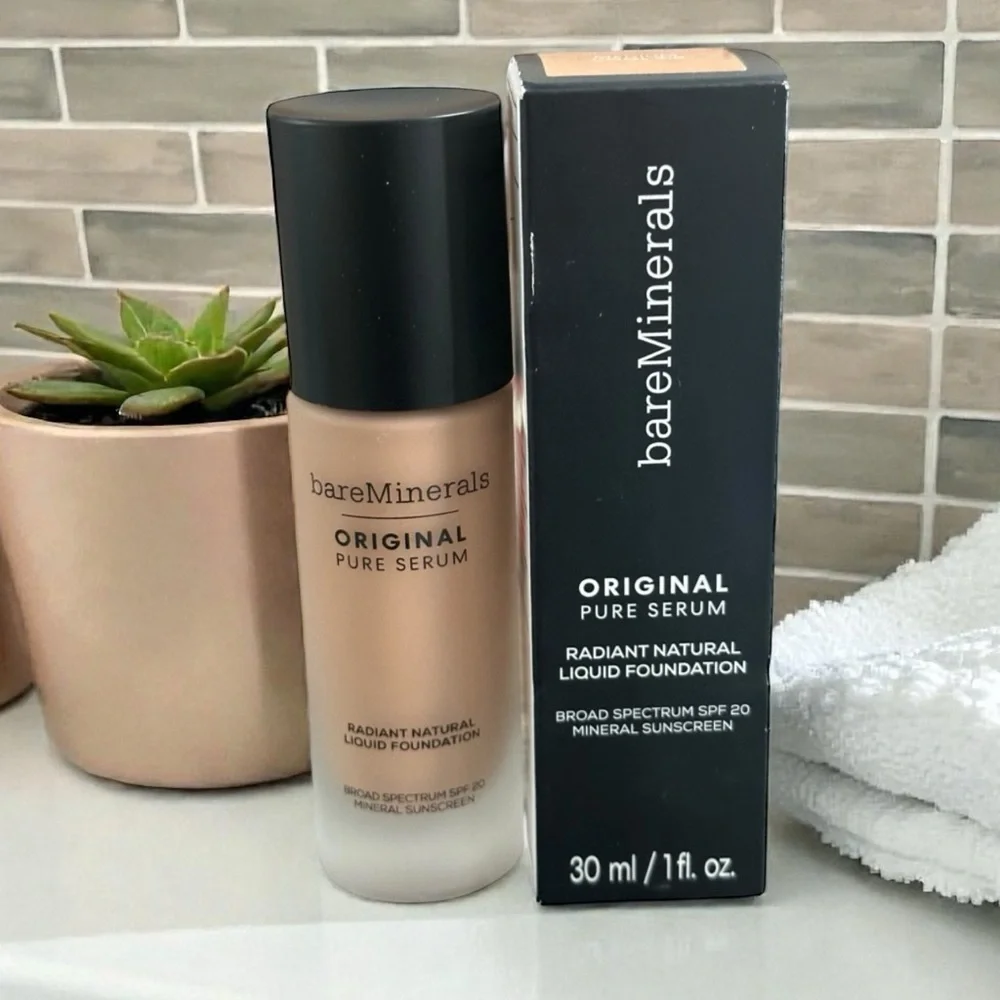 bareMinerals Original Pure Serum Radiant Natural Liquid Foundation Med Cool 3.5